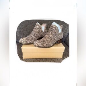 LUCKY BRAND Leopard Print Ankle Boots